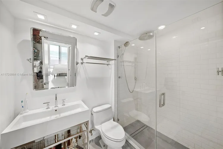 South Pointe Tower #1001 image #7