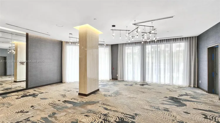 The Tiffany #502 image #36