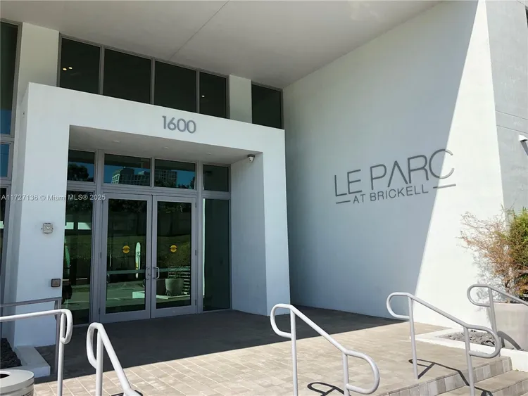 Le Parc at Brickell #1006 image #17