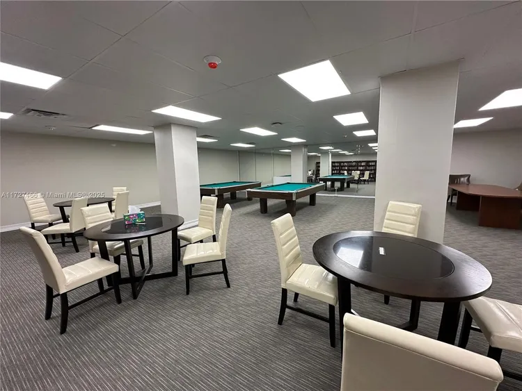 Carriage Club North #1509 image #24