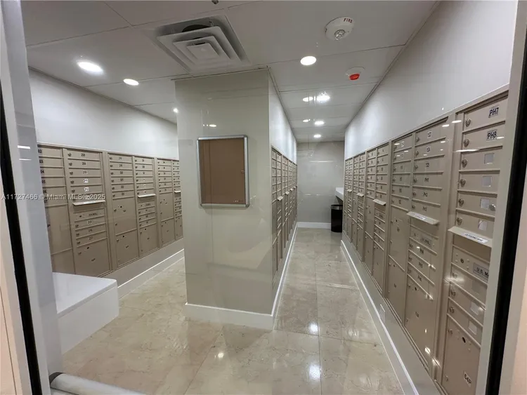 Carriage Club North #1509 image #30