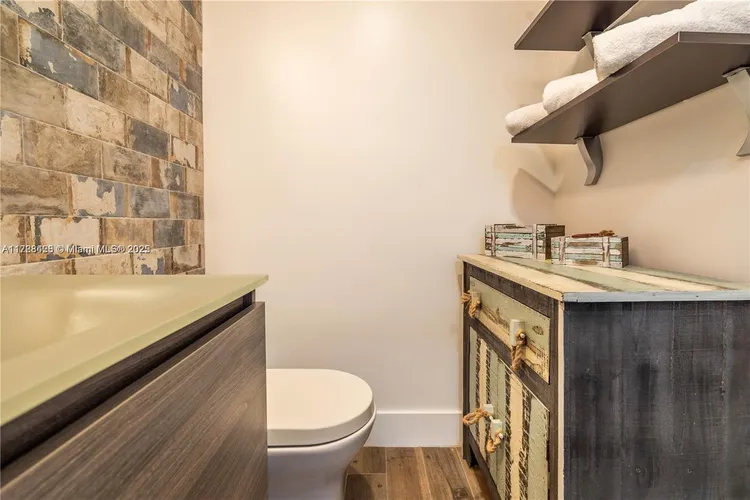 New Wave Condo #17C image #13