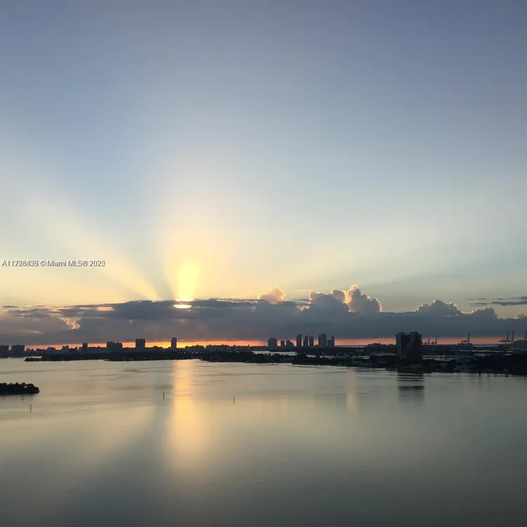 New Wave Condo #17C image #21