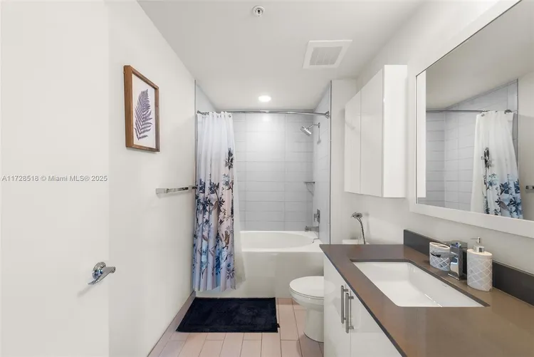 Nine at Mary Brickell Village #1405 image #19