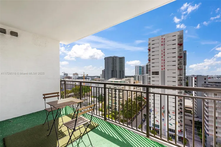 Nine at Mary Brickell Village #1405 image #8