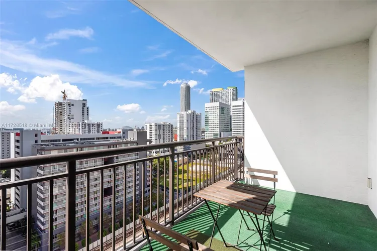 Nine at Mary Brickell Village #1405 image #9