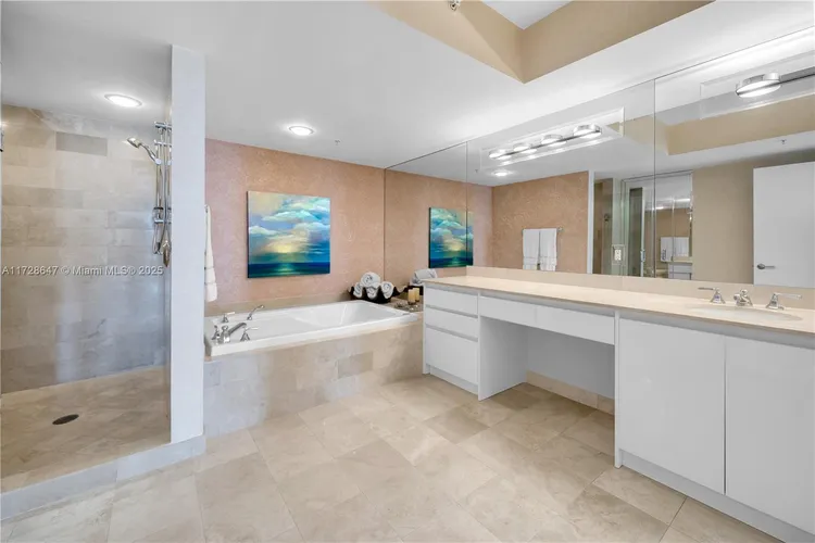 1500 Ocean Drive #702 image #21