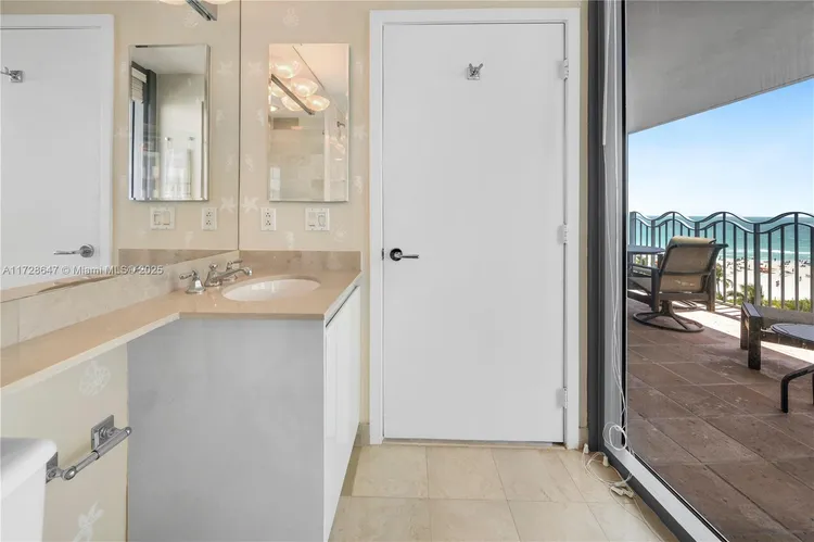 1500 Ocean Drive #702 image #31