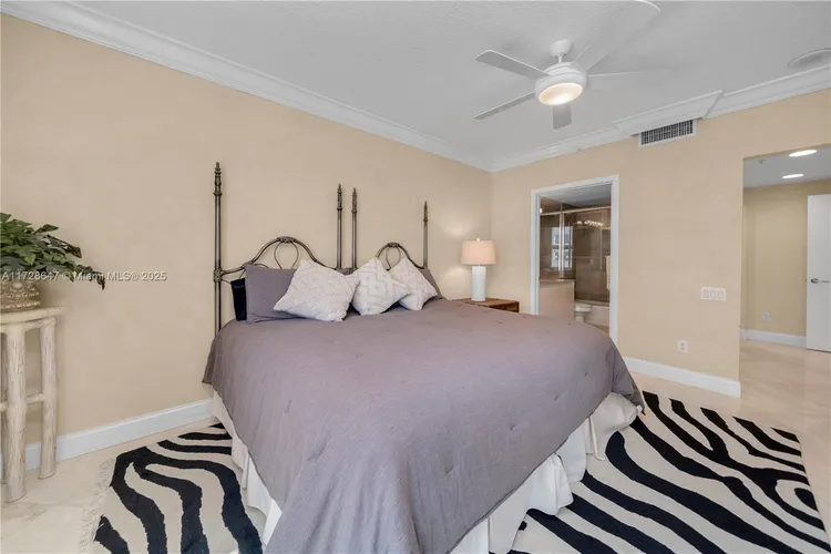 1500 Ocean Drive #702 image #33