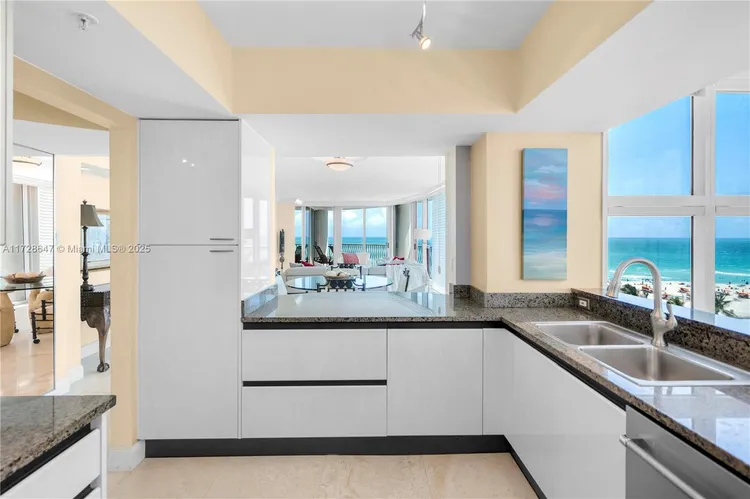 1500 Ocean Drive #702 image #9