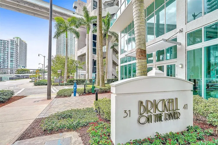 Brickell on the River North #4014 image #20