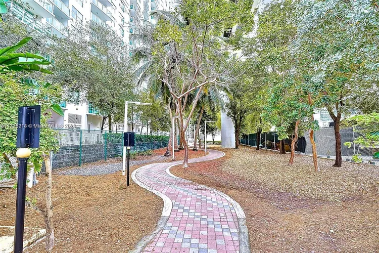 Brickell on the River North #4014 image #23