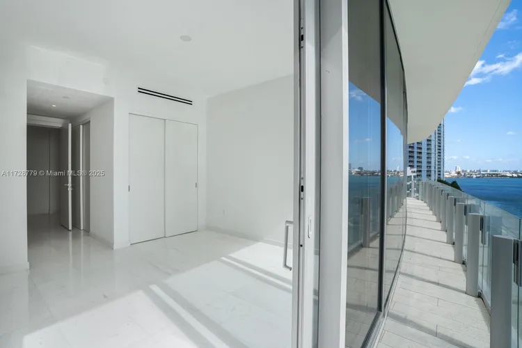 Aston Martin Residences #601 image #28