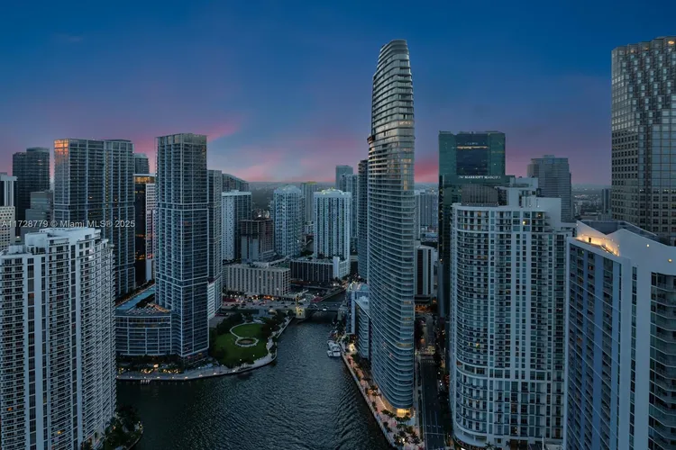 Aston Martin Residences #601 image #47