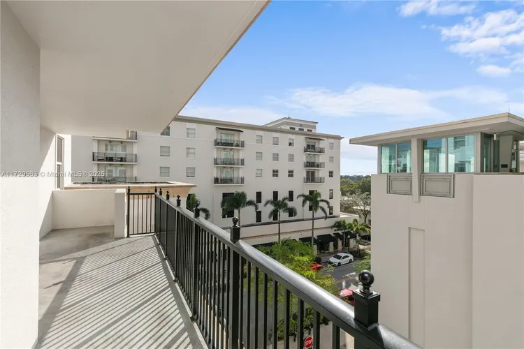 One Village Place #513 image #27