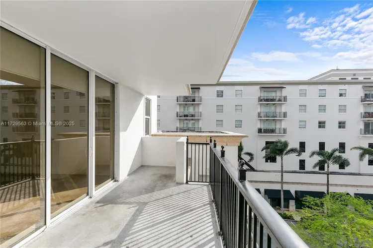 One Village Place #513 image #30