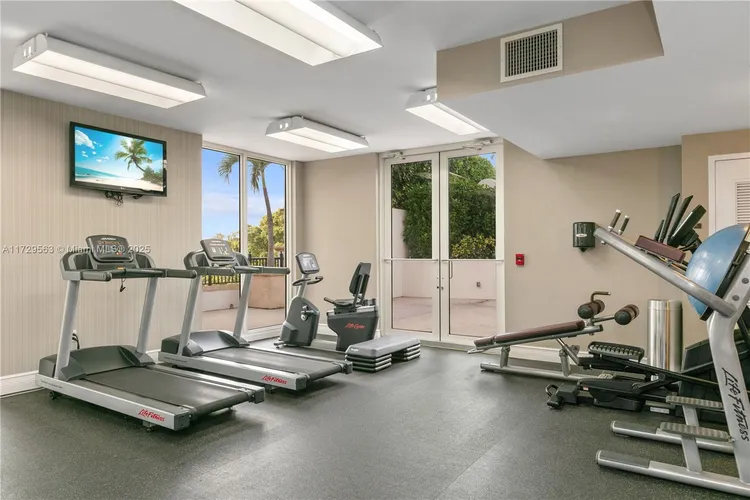 One Village Place #513 image #36