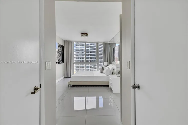 Icon Brickell III (W Miami) #3702 image #16