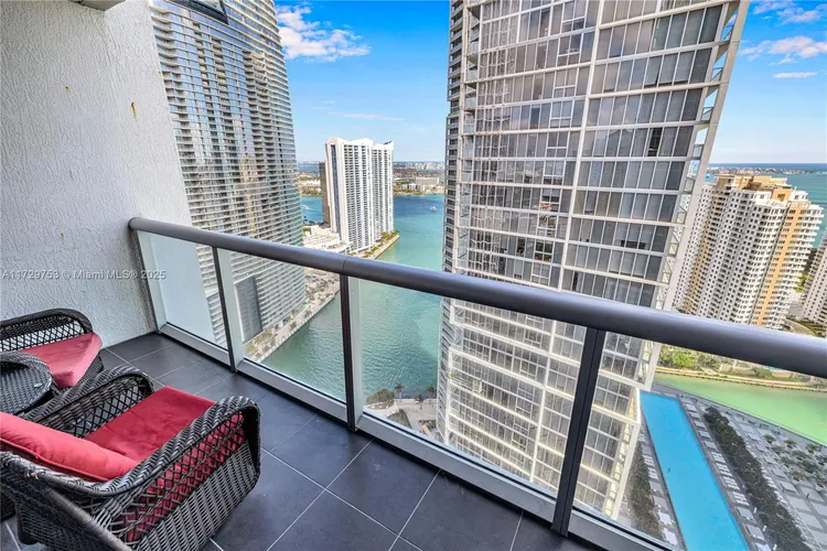 Icon Brickell III (W Miami) #3702 image #22