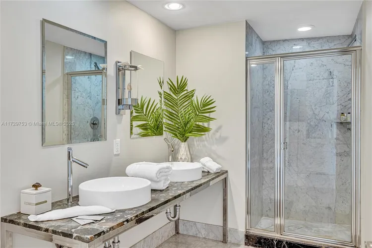 Icon Brickell III (W Miami) #3702 image #27