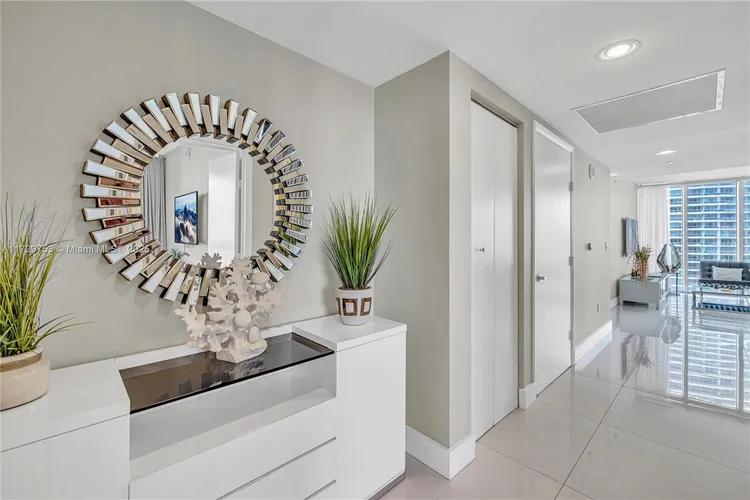 Icon Brickell III (W Miami) #3702 image #28