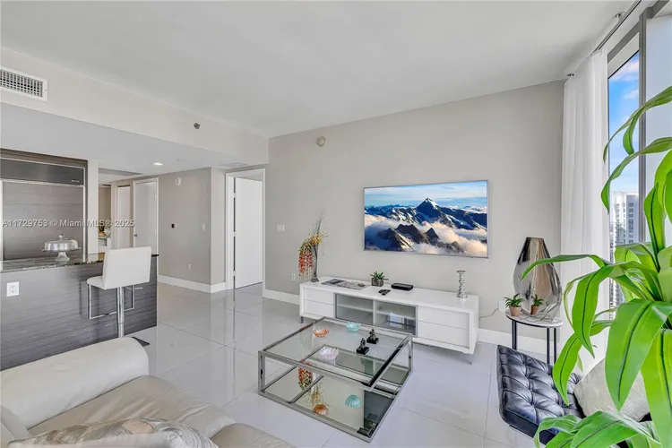 Icon Brickell III (W Miami) #3702 image #9