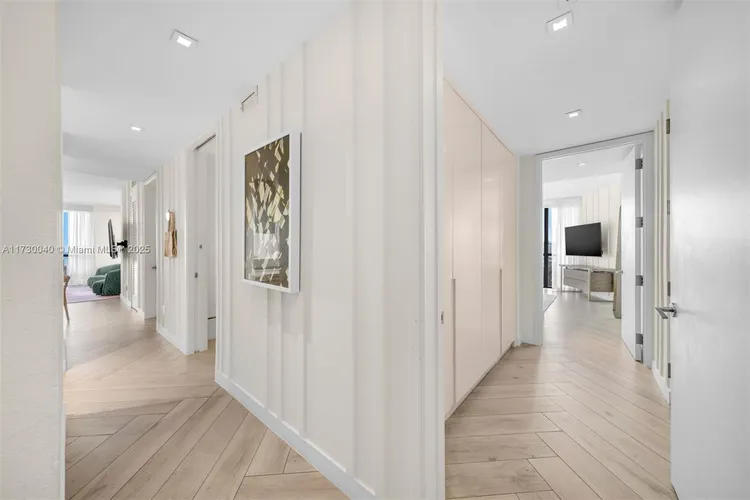 W South Beach #1128 image #14