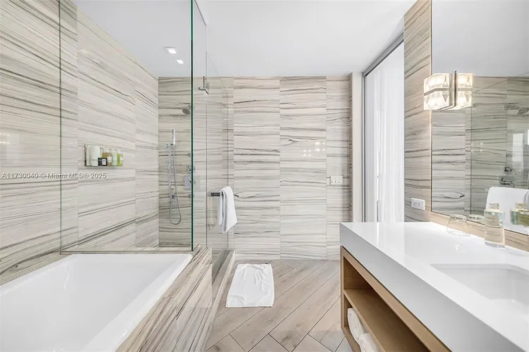 W South Beach #1128 image #20