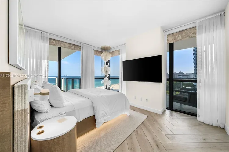 W South Beach #1128 image #22