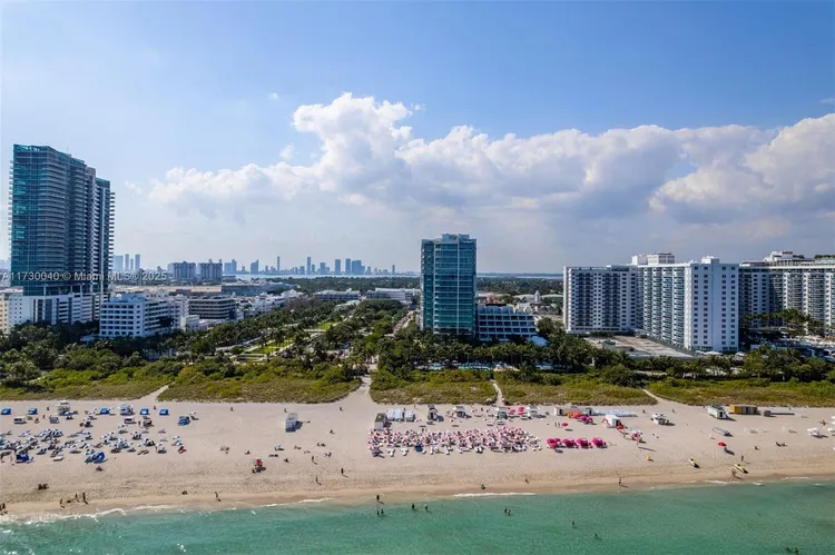 W South Beach #1128 image #37