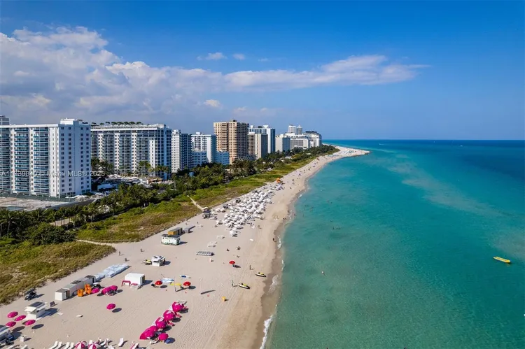 W South Beach #1128 image #40