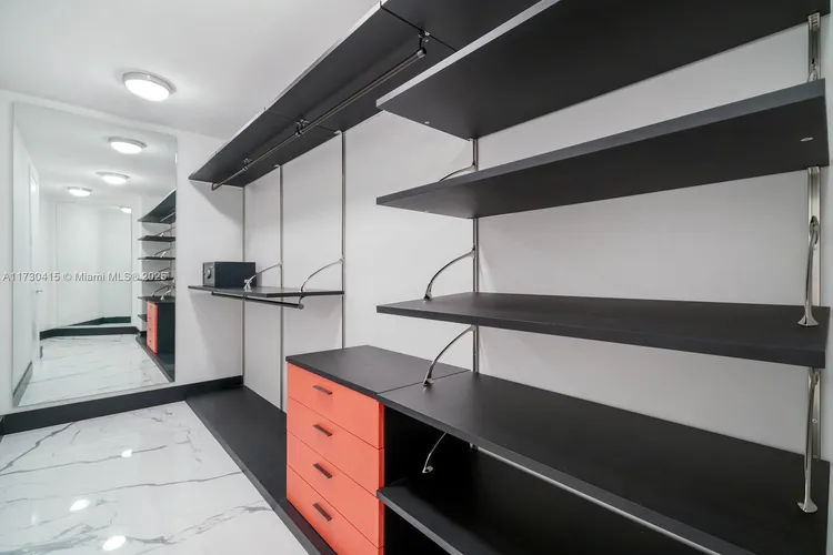 Porsche Design Tower #4203 image #25