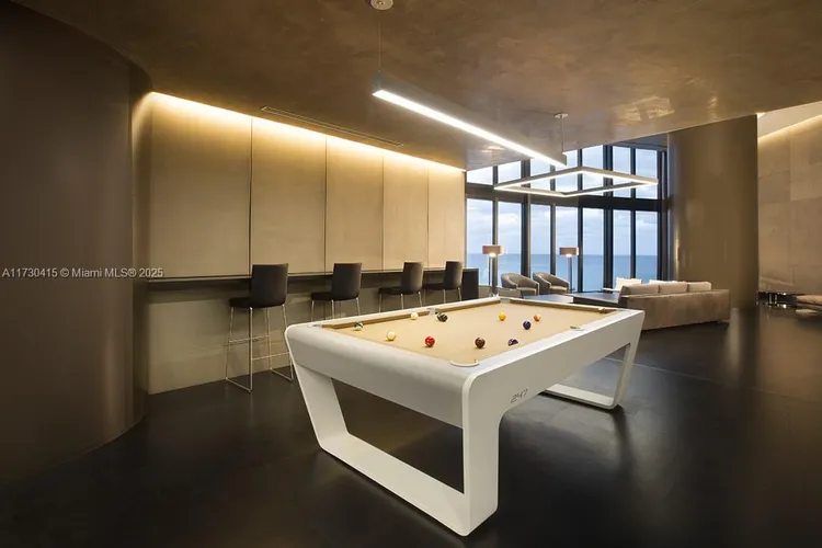 Porsche Design Tower #4203 image #50