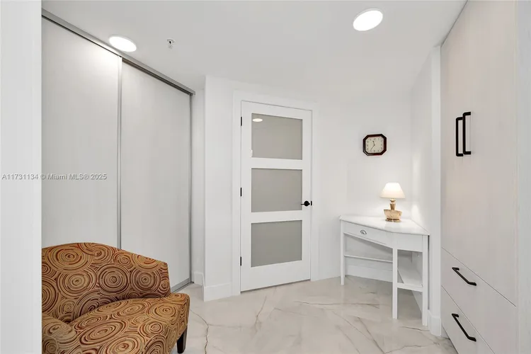 Duo Condo #1504W image #15