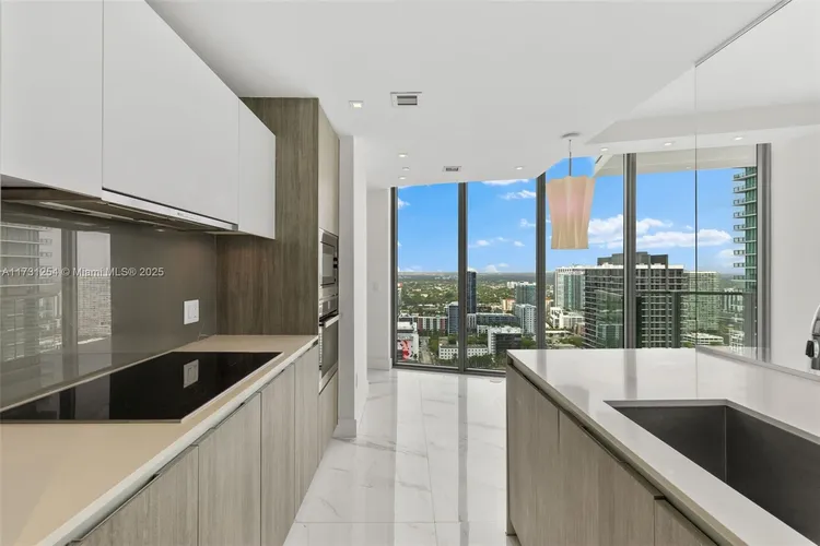 Biscayne Beach #3401 image #12