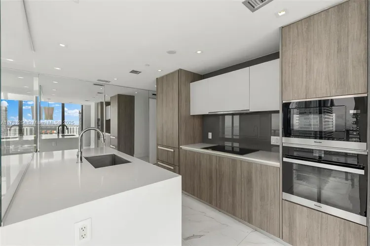 Biscayne Beach #3401 image #14