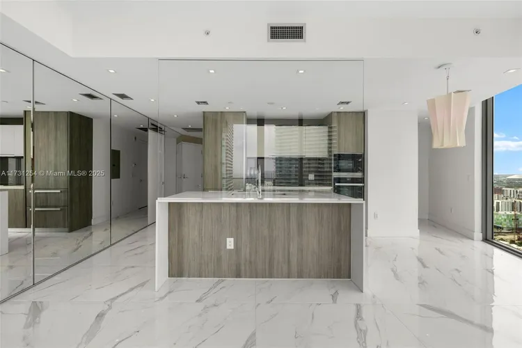 Biscayne Beach #3401 image #18