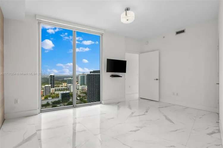 Biscayne Beach #3401 image #25