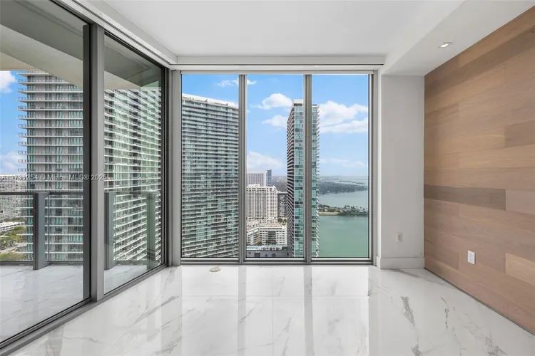 Biscayne Beach #3401 image #29