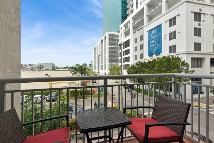 Metropolis at Dadeland #204 image #10