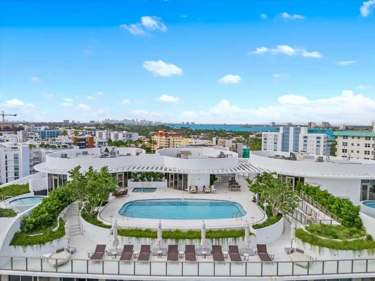 Onda Residences #403 image #36