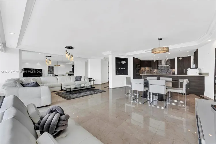 The Galleon #1108 image #20