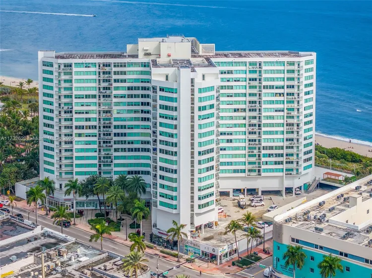 Burleigh House #1202 image #35