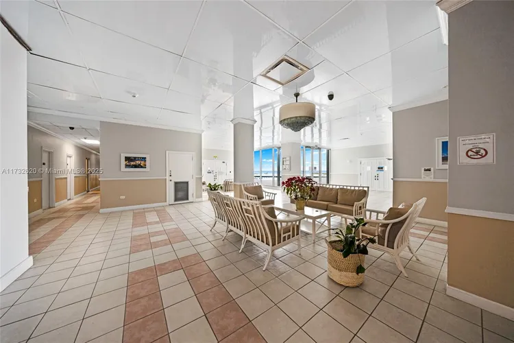 Burleigh House #1202 image #49