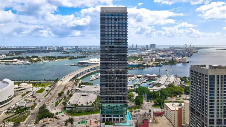 The Elser Hotel & Residences #4414 image #30