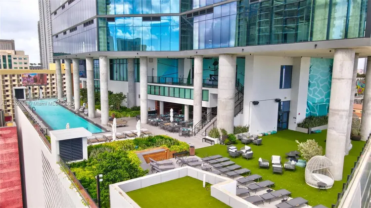 The Elser Hotel & Residences #4414 image #34