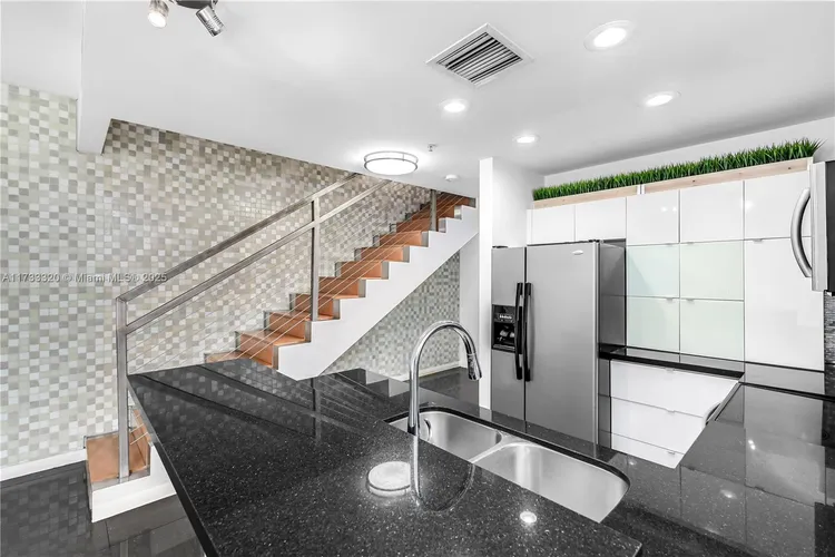 Mirador TH #2 image #14