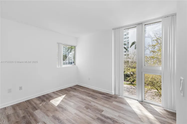 Mirador TH #2 image #16