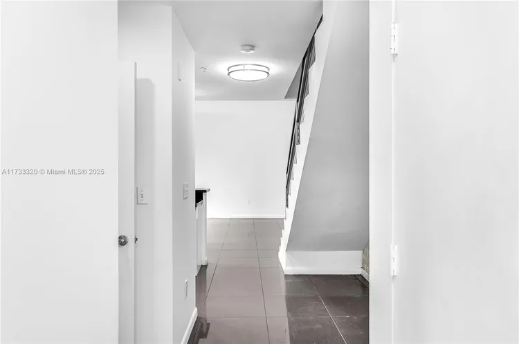 Mirador TH #2 image #9