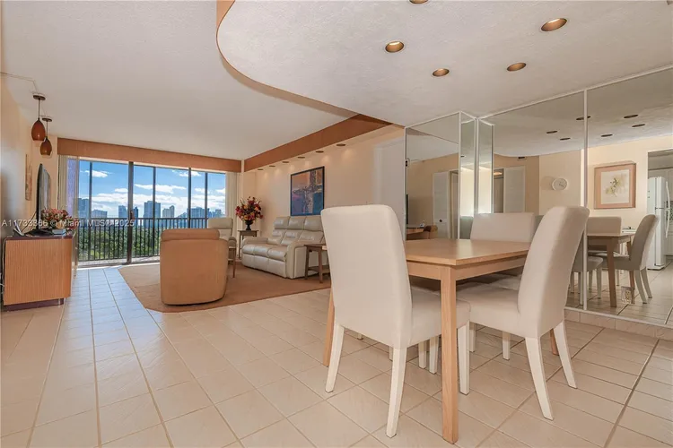 Coronado #1026 image #8